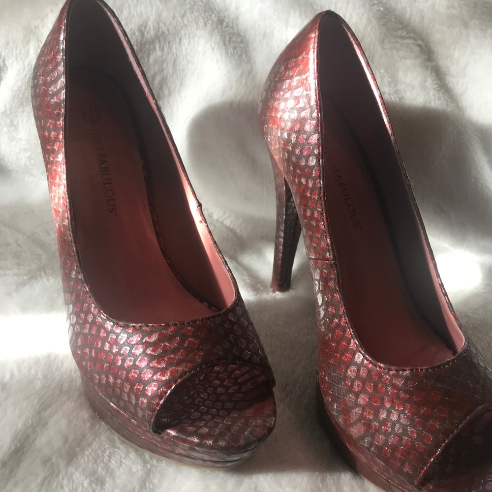 JustFab Luciana - Red